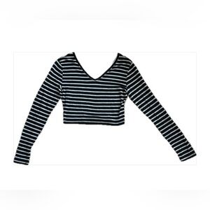 Poof! Black & Gray Long Sleeve Crop Top